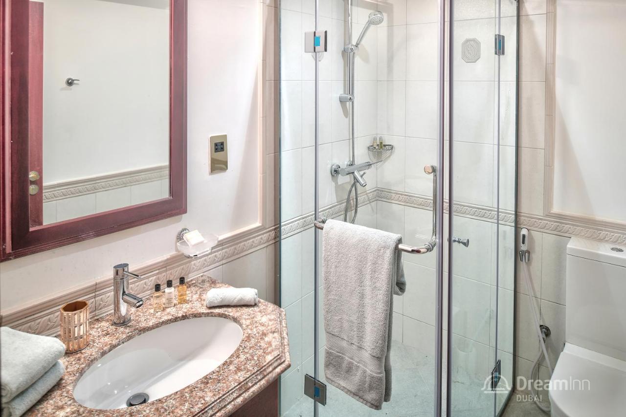 Dream Inn - Royal Palm Beach Villa Dubai Luaran gambar